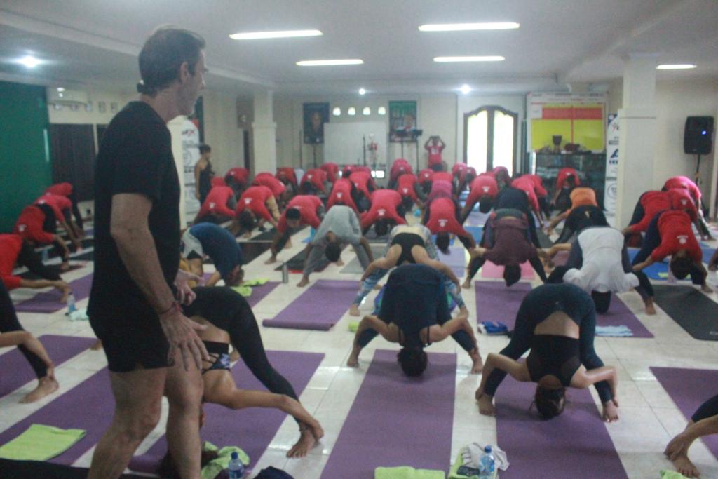 Hot Hatha Yoga